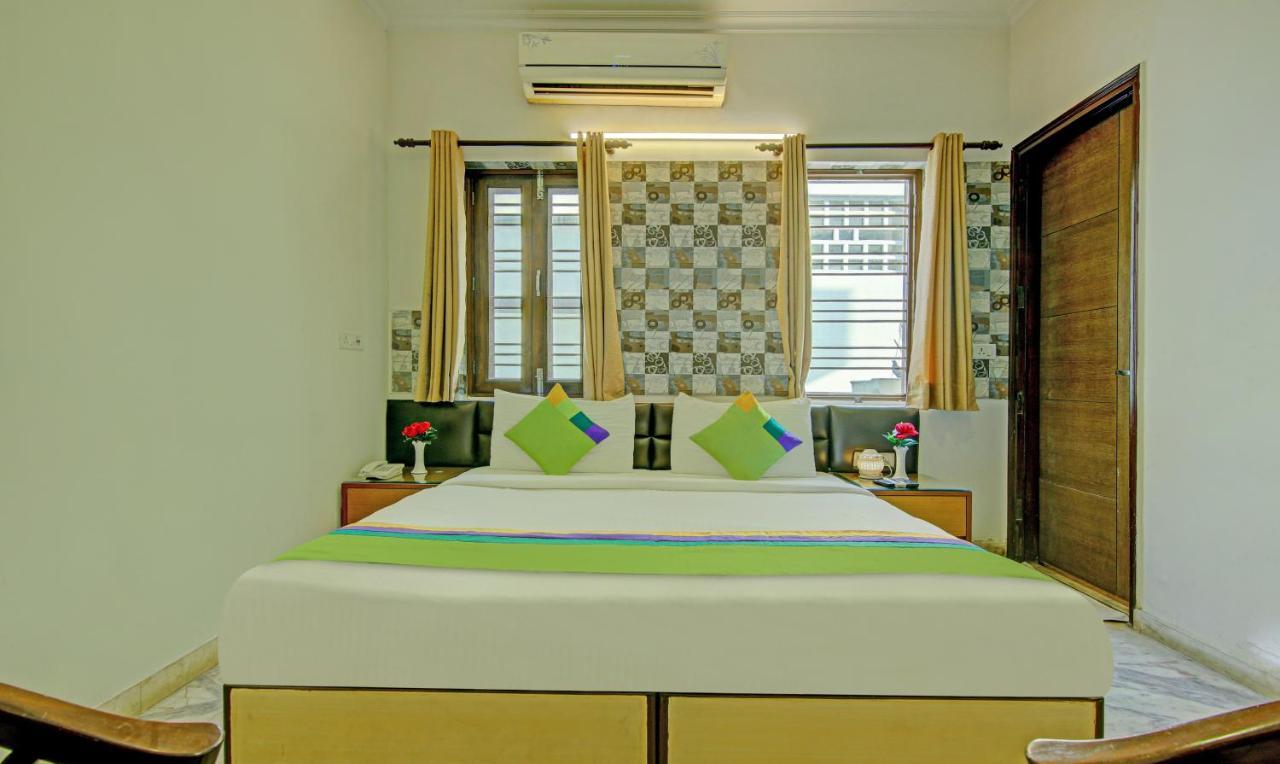 Itsy Hotels Swastika Inn Sector 26 Noida Esterno foto